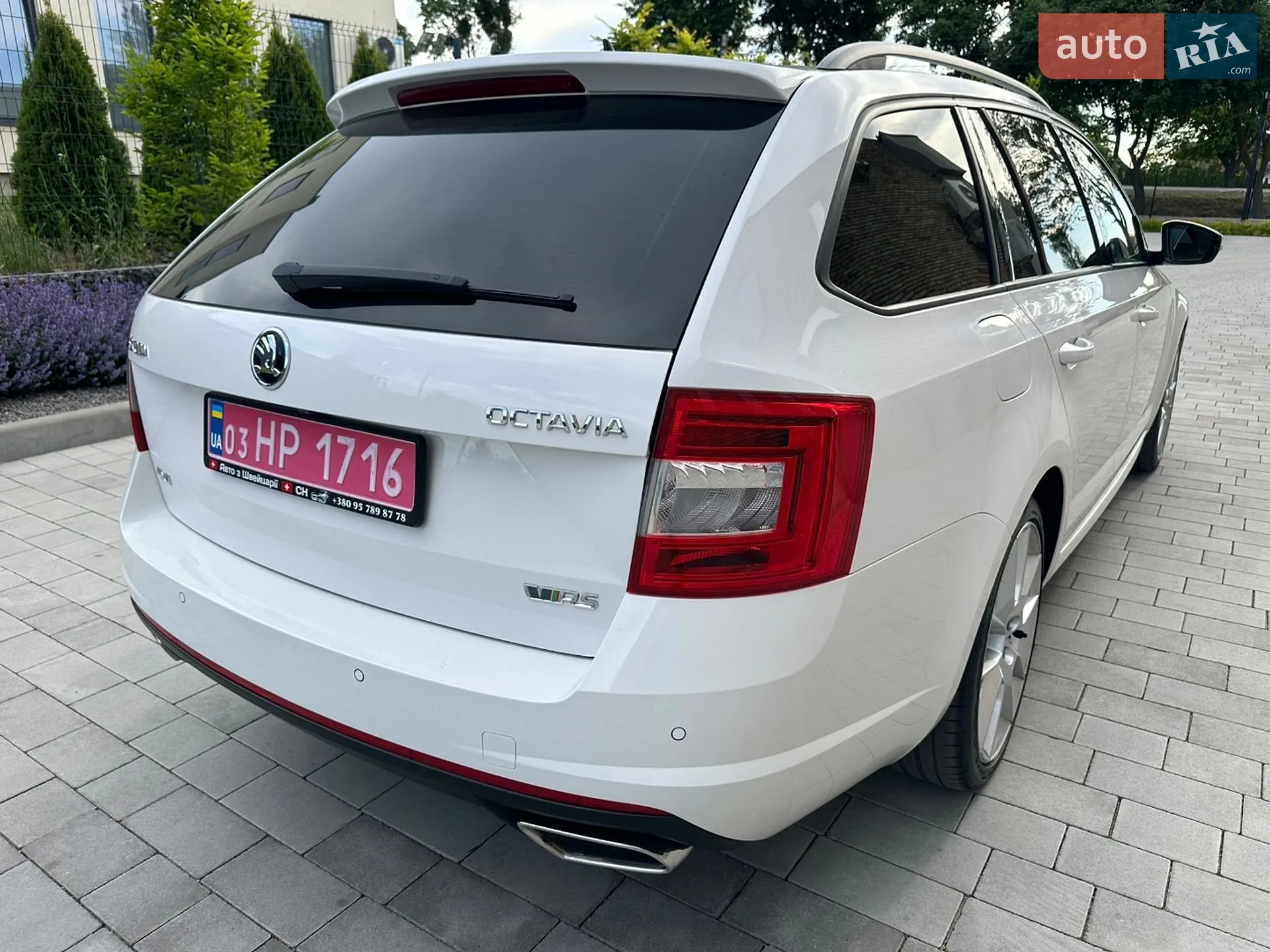 2016 Skoda Octavia - мініатюра 12