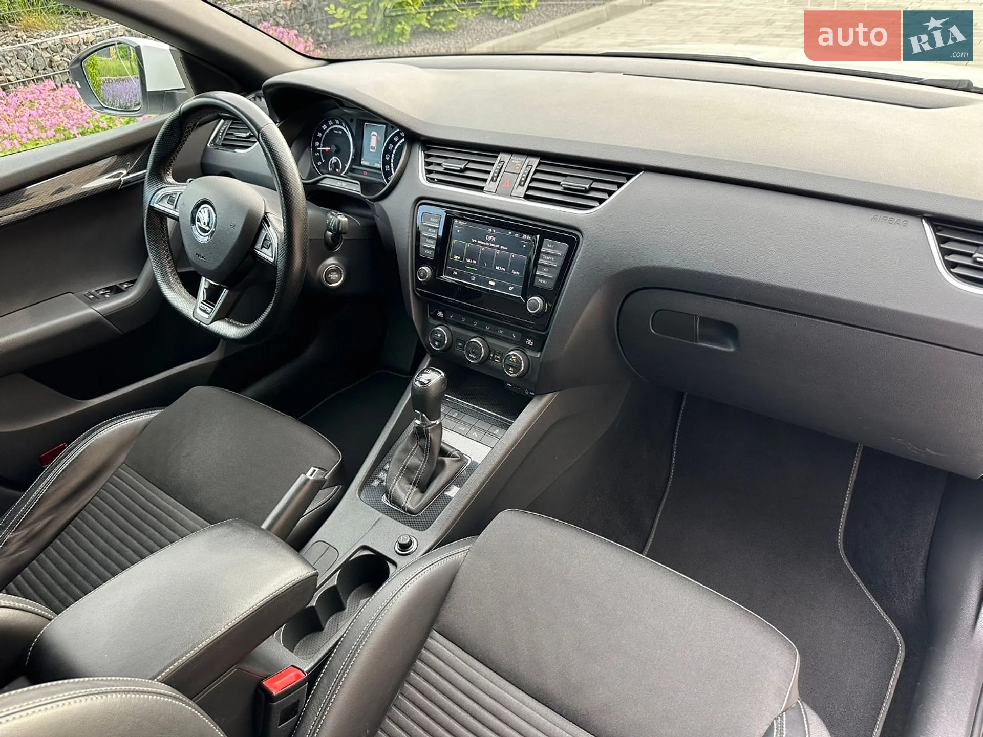 2016 Skoda Octavia - мініатюра 24