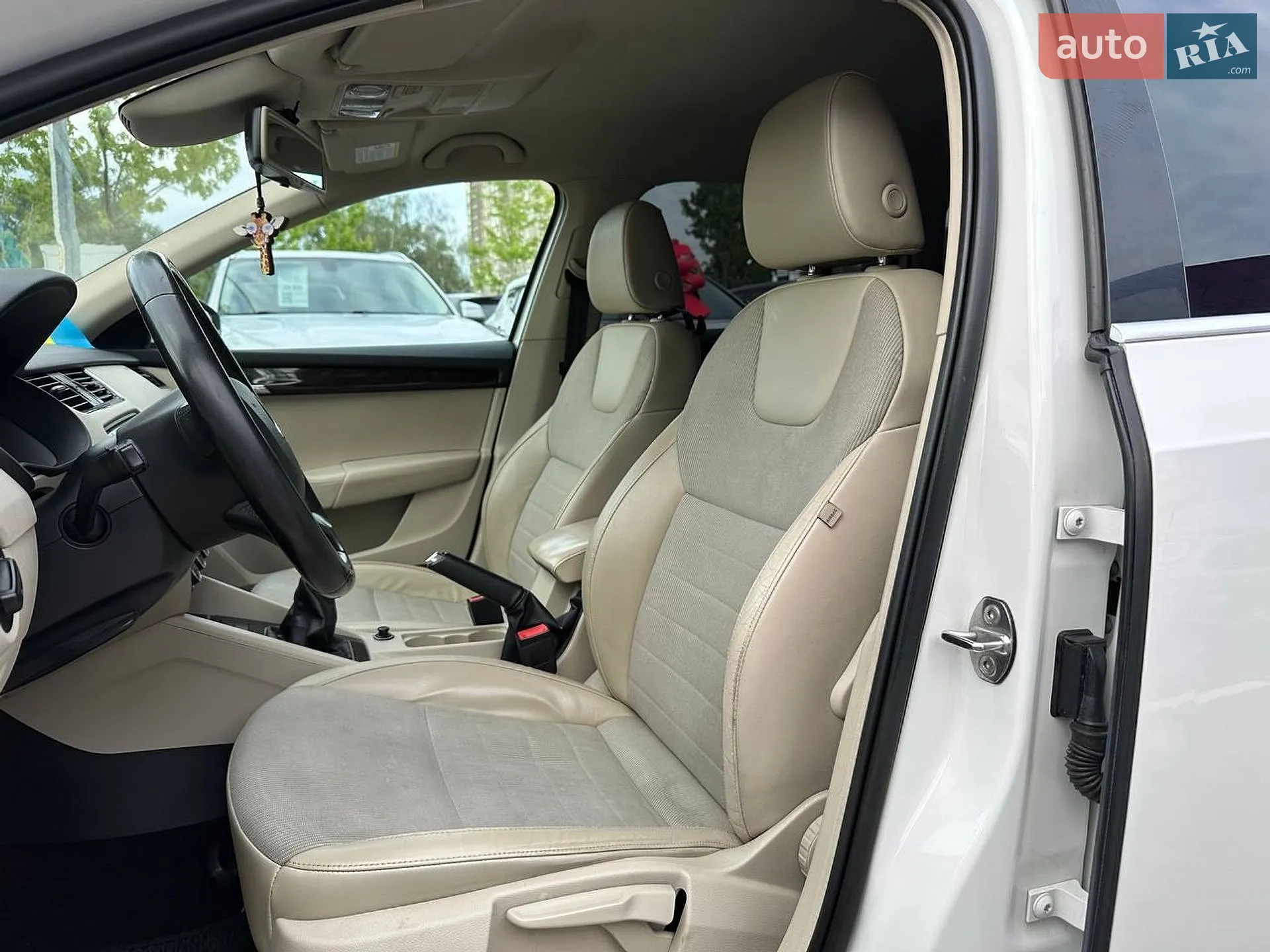 2014 Skoda Octavia - мініатюра 9