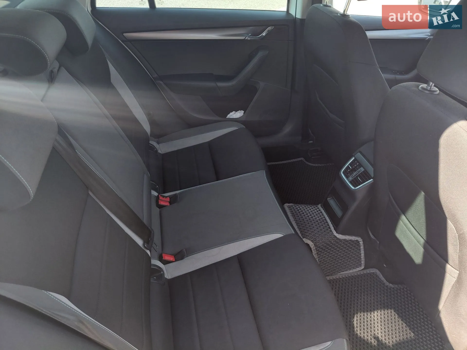2016 Skoda Octavia - мініатюра 21