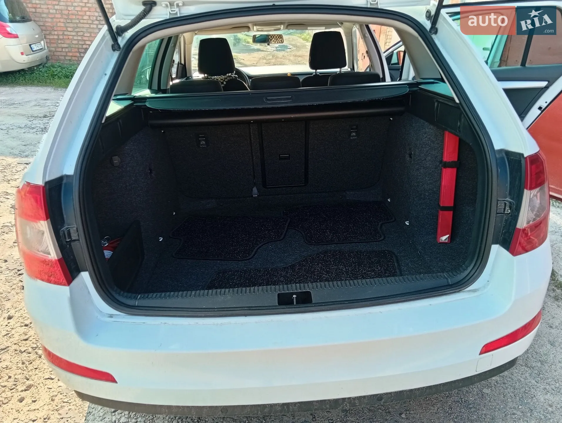 2016 Skoda Octavia - мініатюра 4
