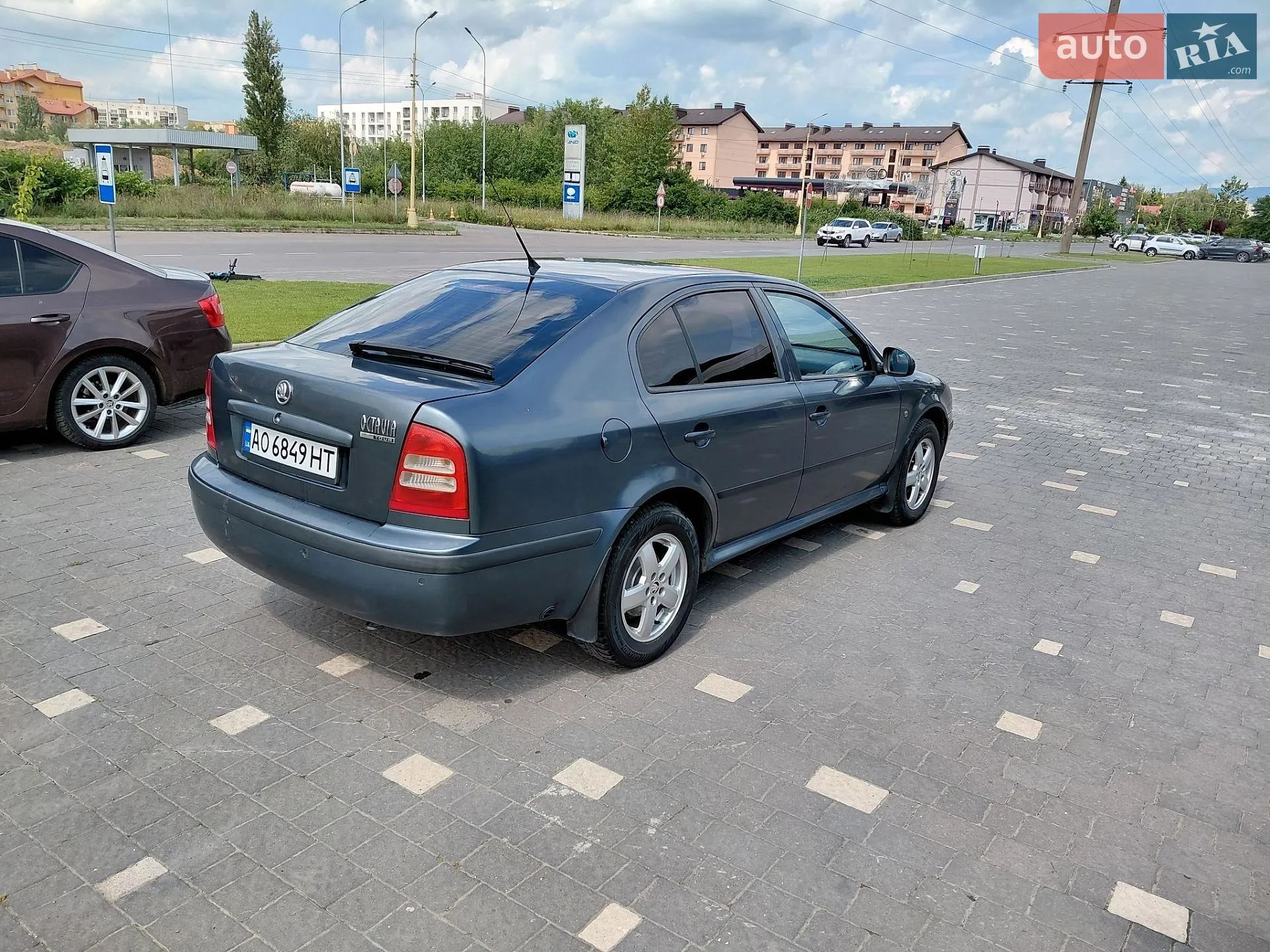 2010 Skoda Octavia - мініатюра 3