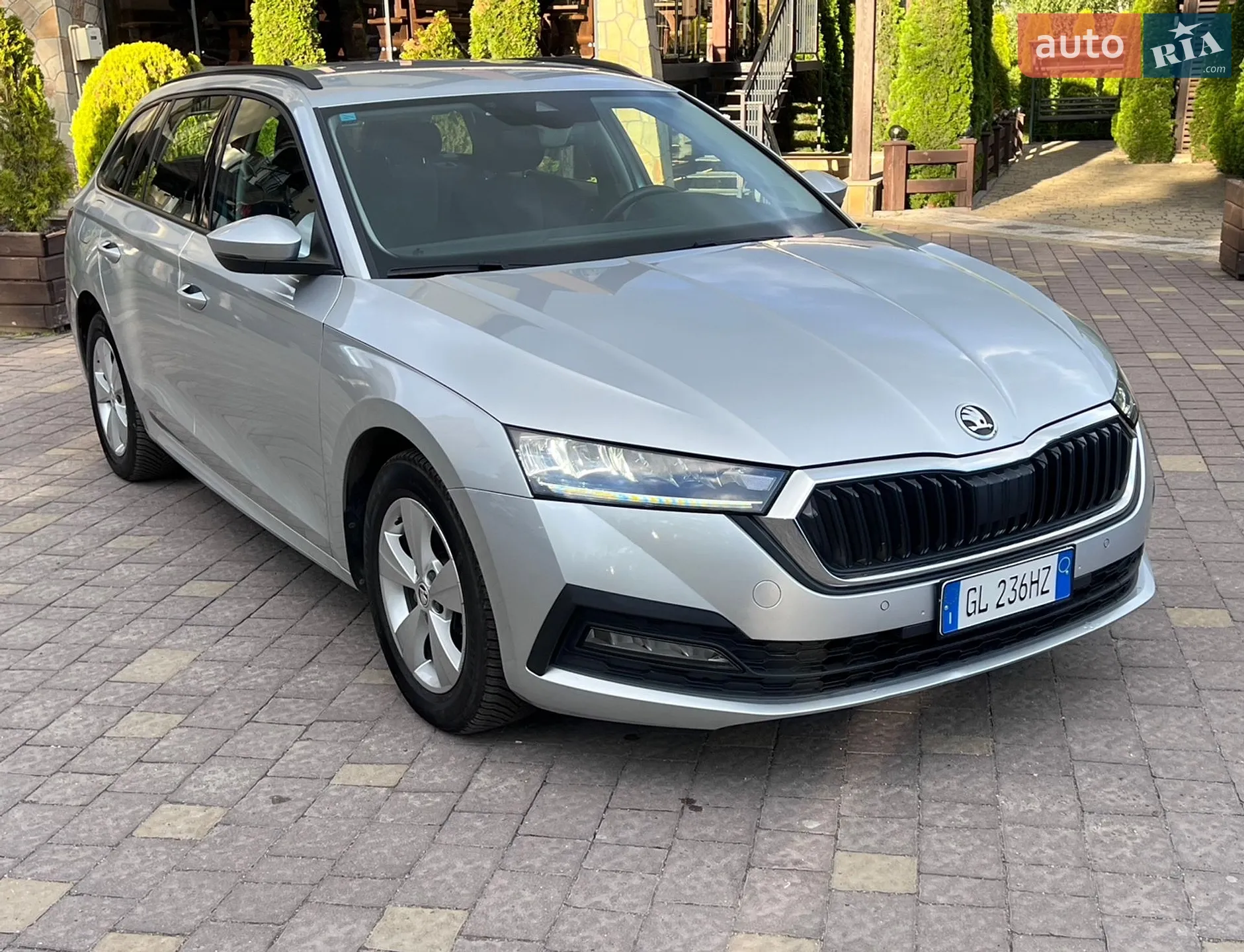 2023 Skoda Octavia - мініатюра 2