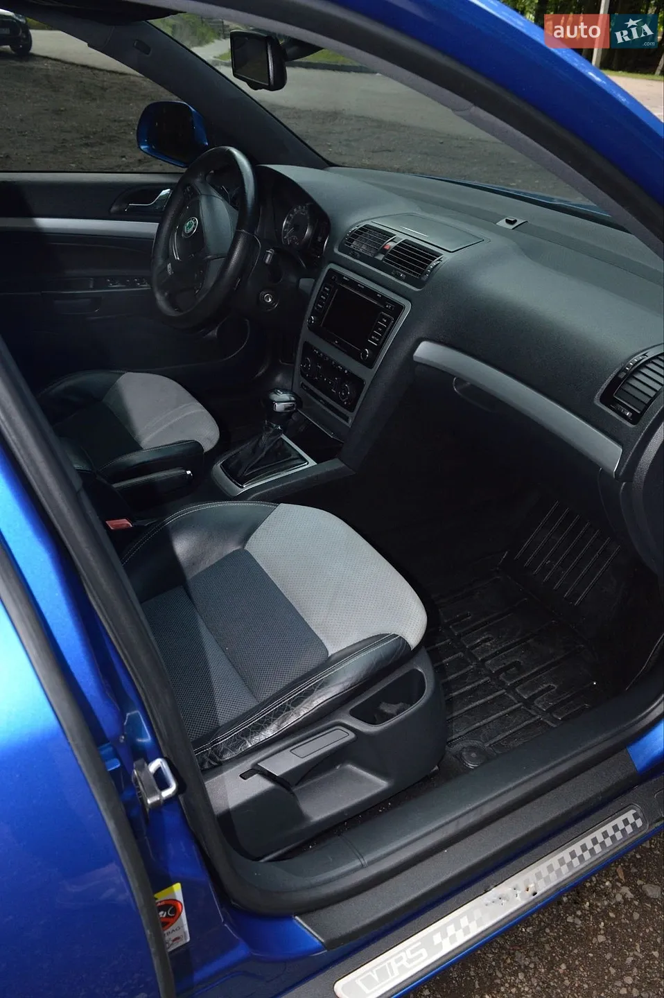 2010 Skoda Octavia - мініатюра 13