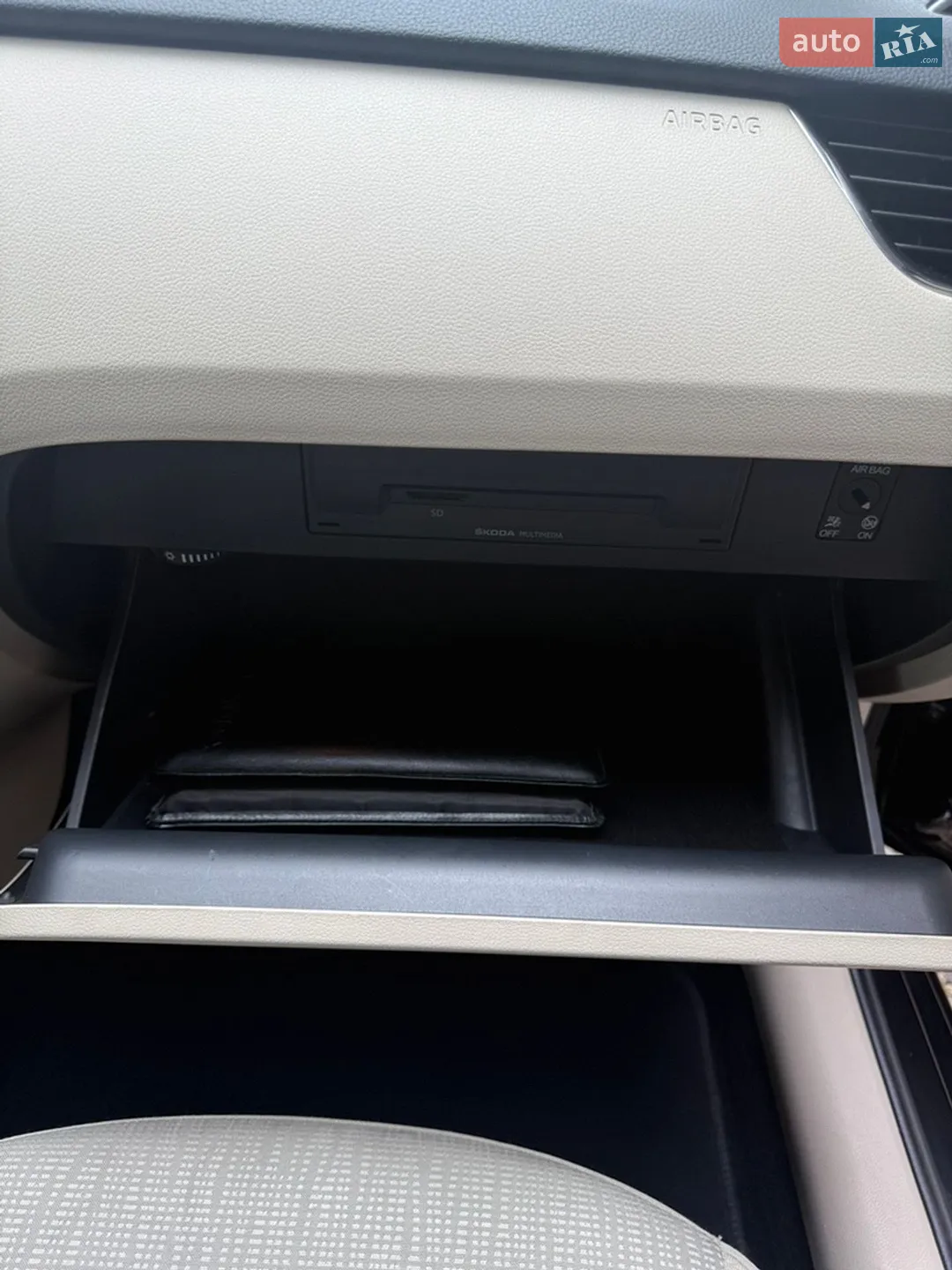 2016 Skoda Octavia - мініатюра 21
