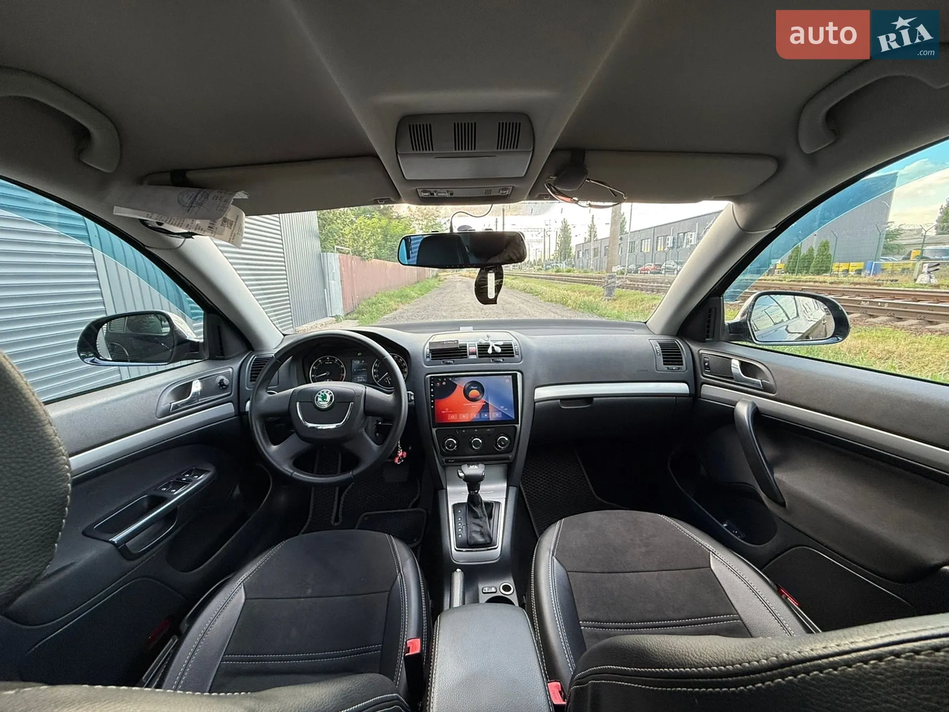 2011 Skoda Octavia - мініатюра 14
