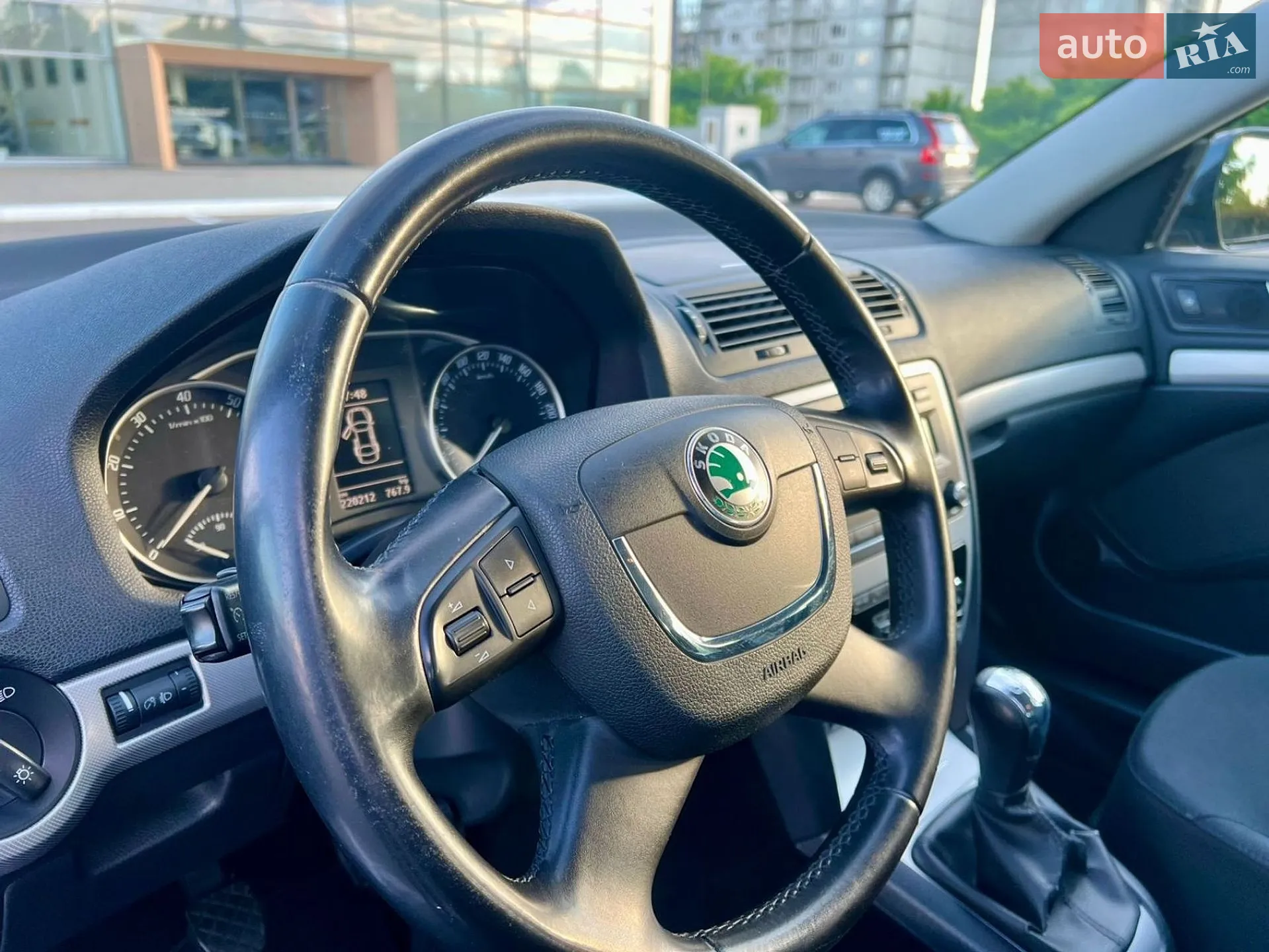 2010 Skoda Octavia - мініатюра 90