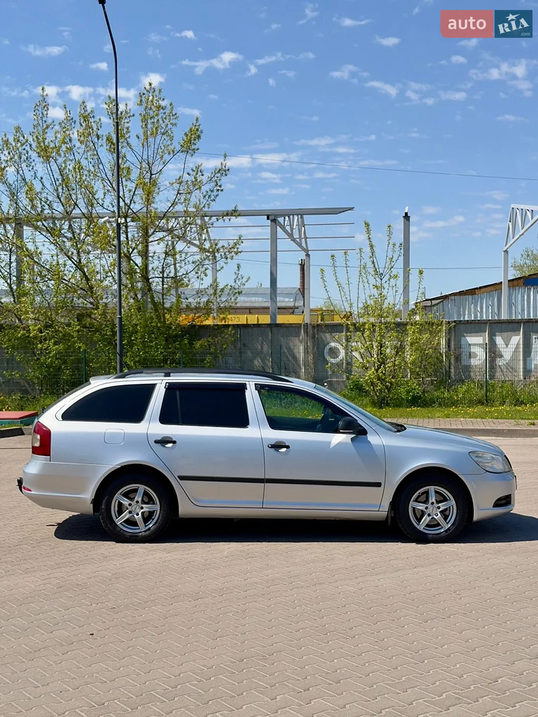 2010 Skoda Octavia - мініатюра 7