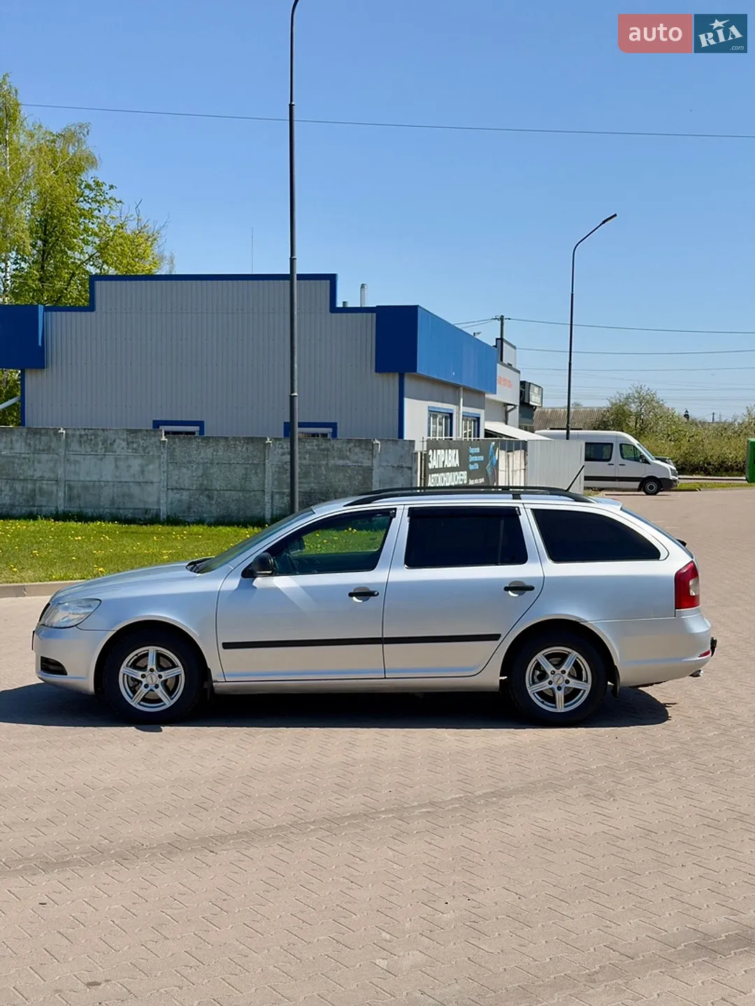 2010 Skoda Octavia - мініатюра 8