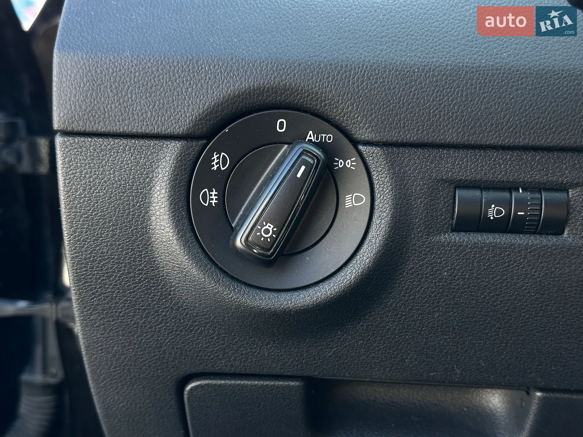 2014 Skoda Octavia - мініатюра 24