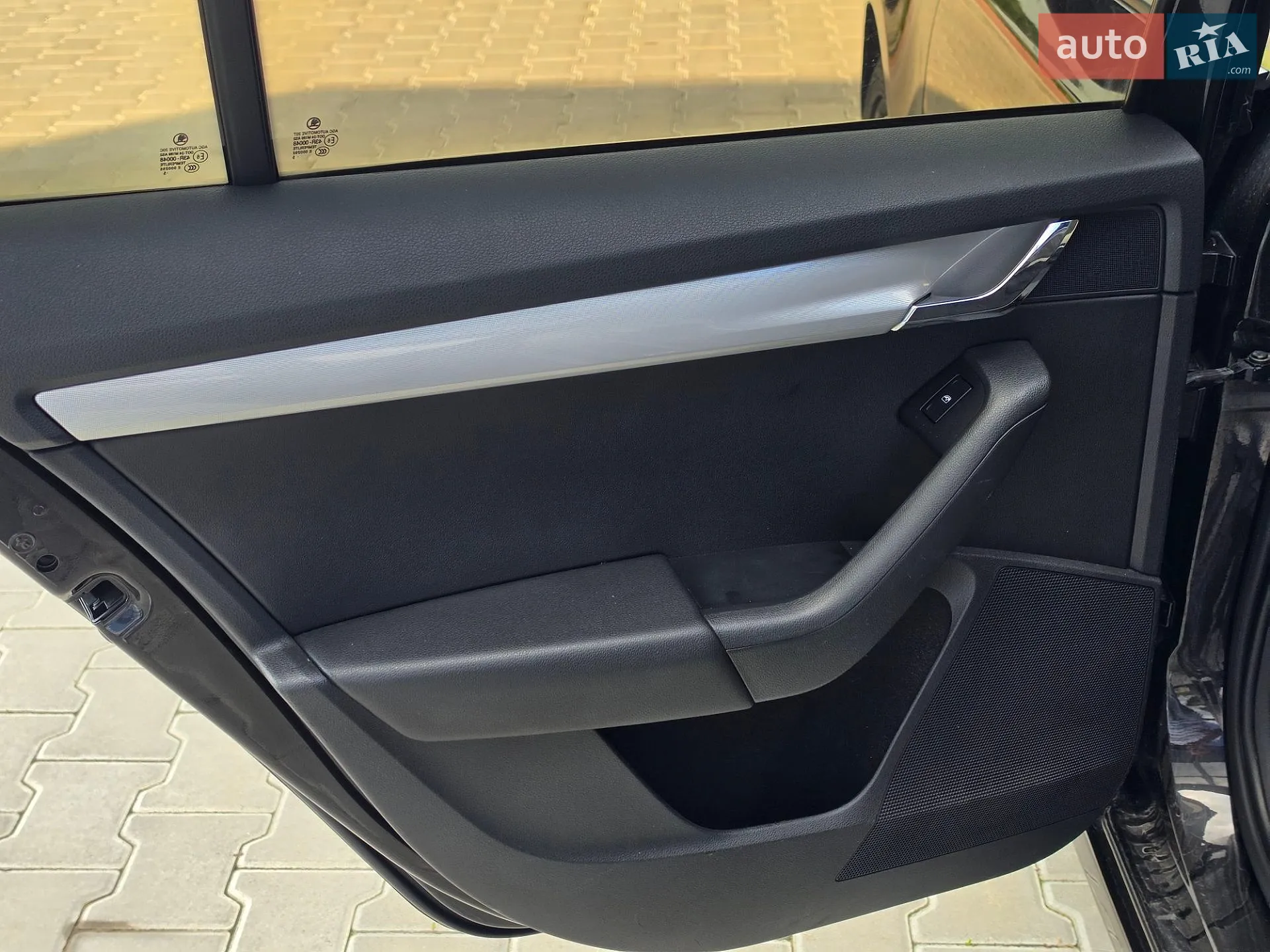 2015 Skoda Octavia - мініатюра 26