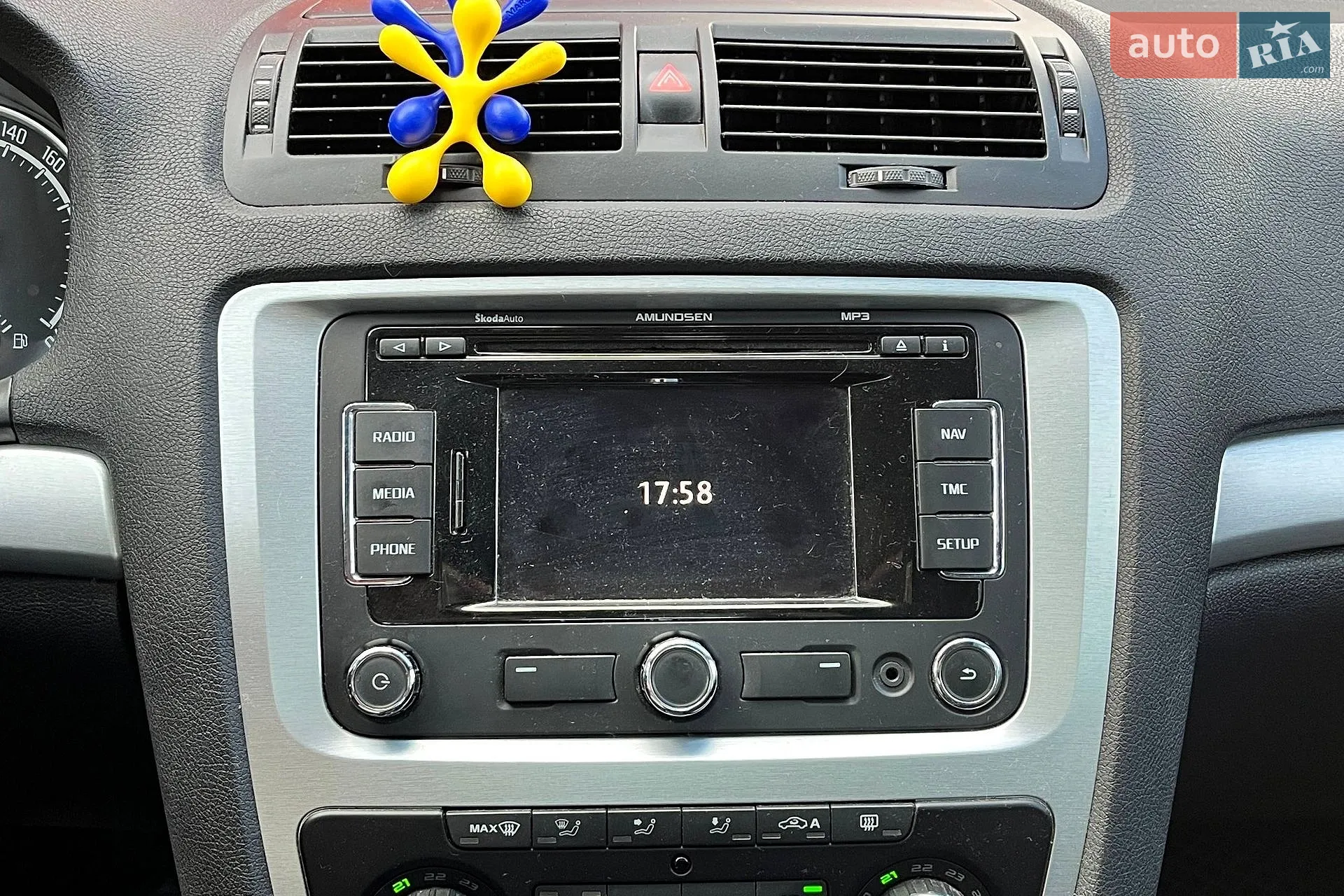 2011 Skoda Octavia - мініатюра 23