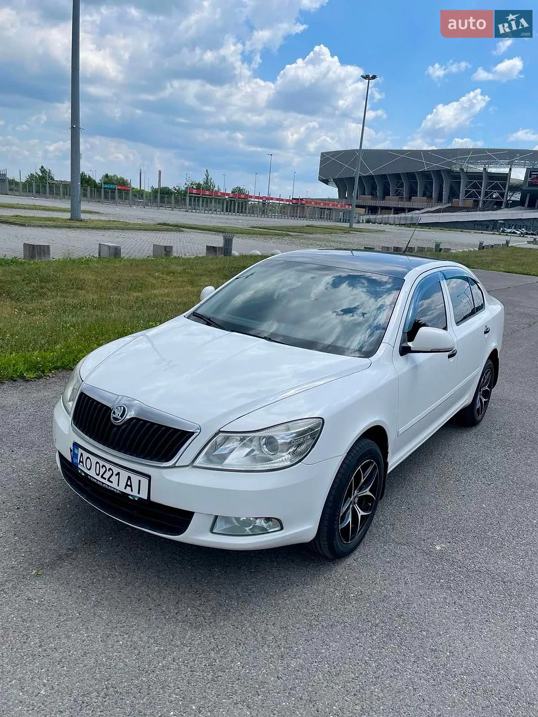 2010 Skoda Octavia - фото 1