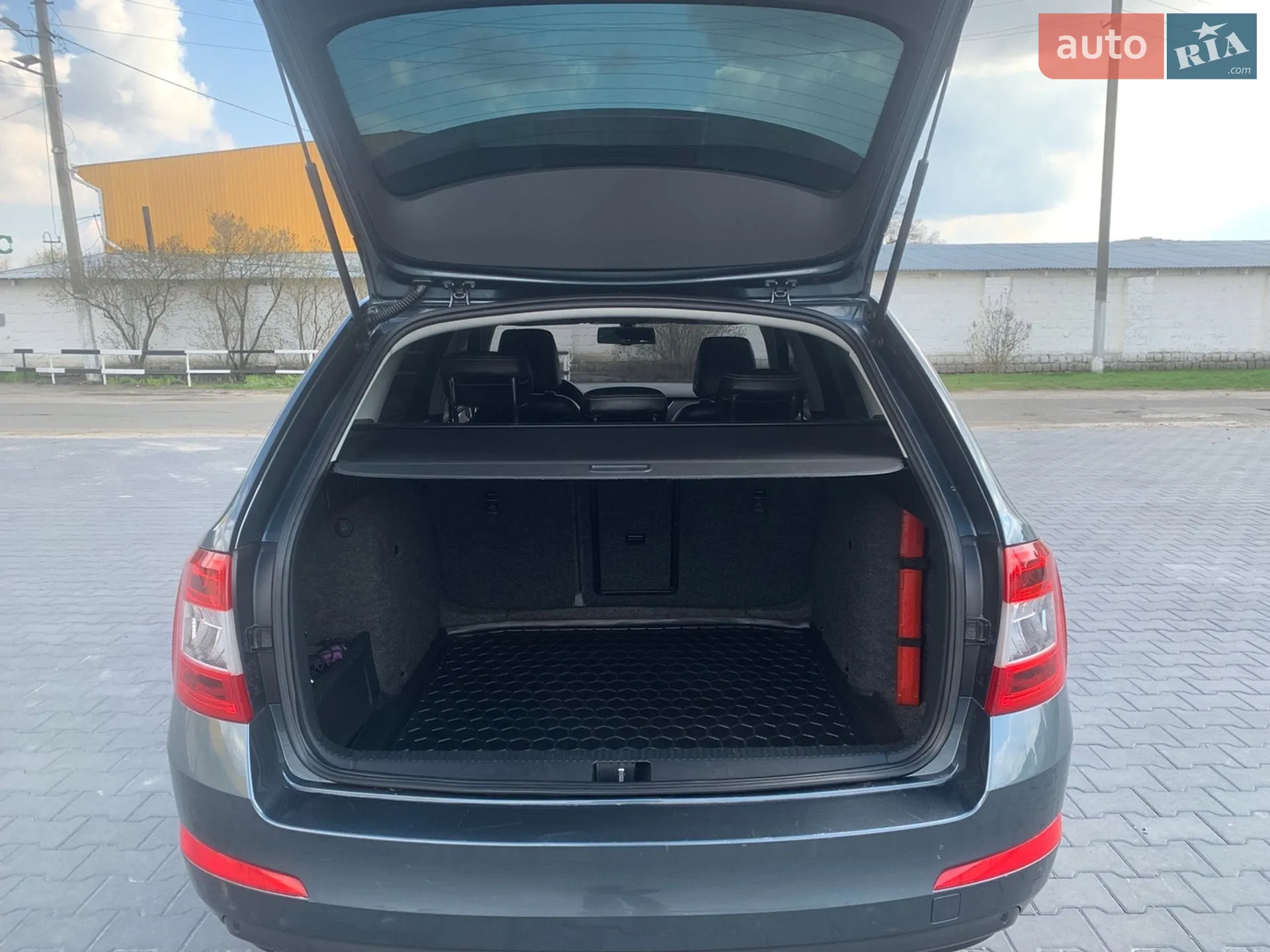 2014 Skoda Octavia - мініатюра 9