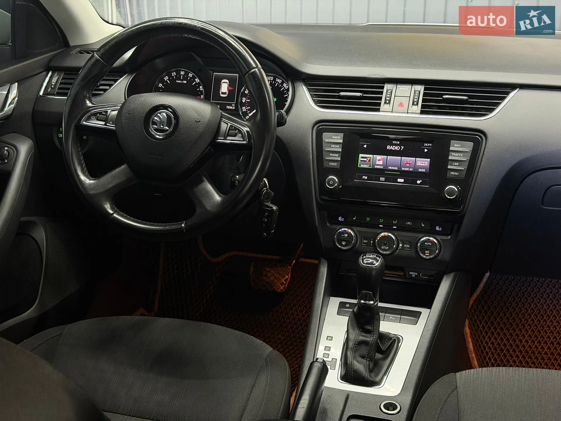 2015 Skoda Octavia - мініатюра 22