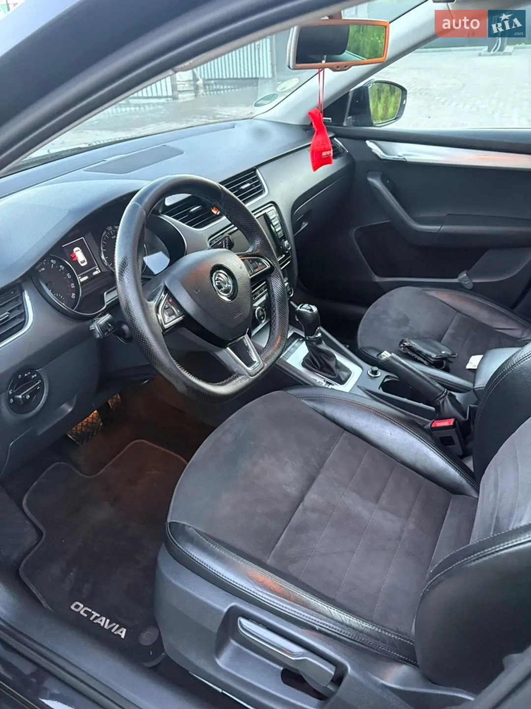 2016 Skoda Octavia - мініатюра 10