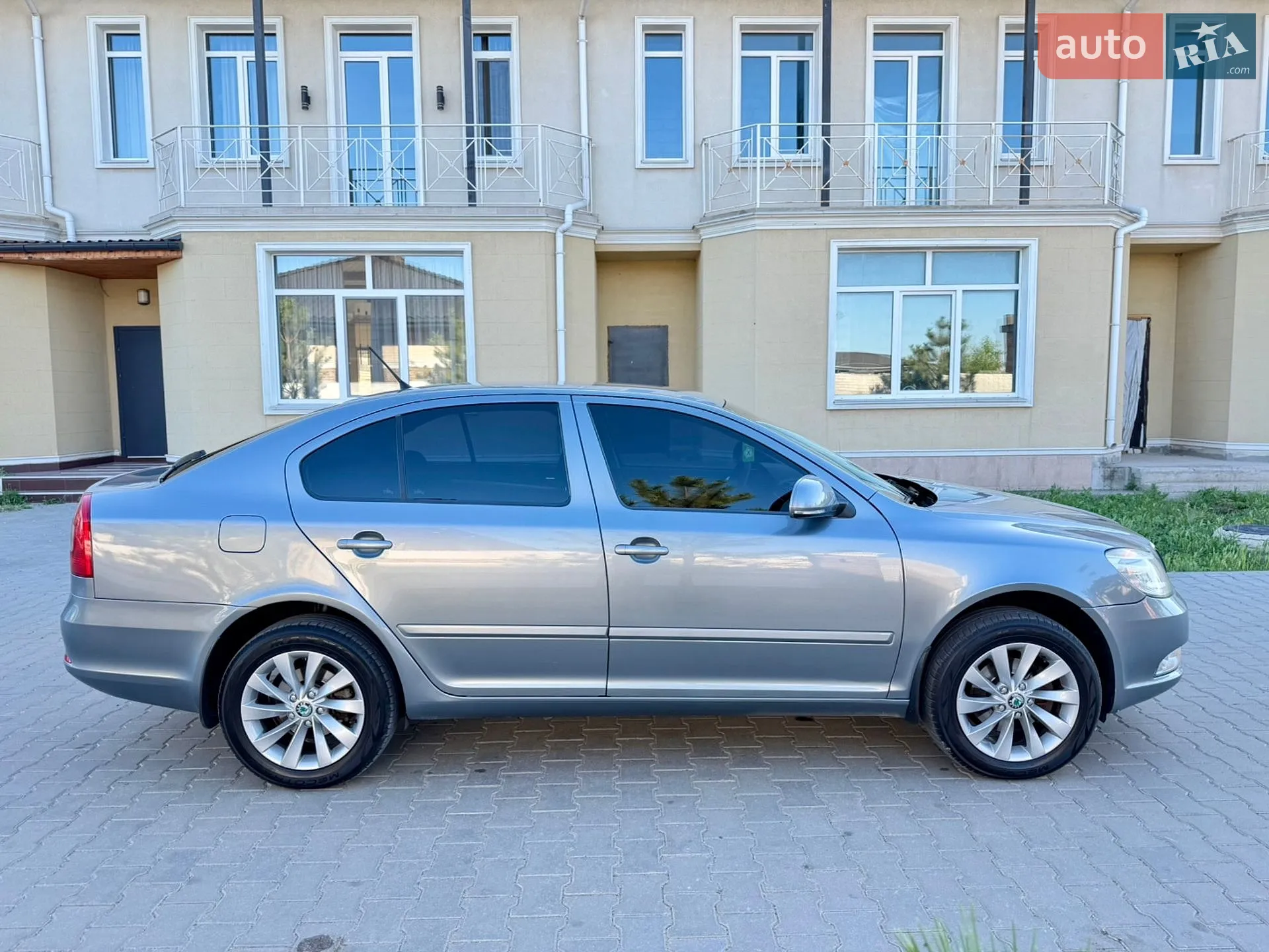 2011 Skoda Octavia - мініатюра 18