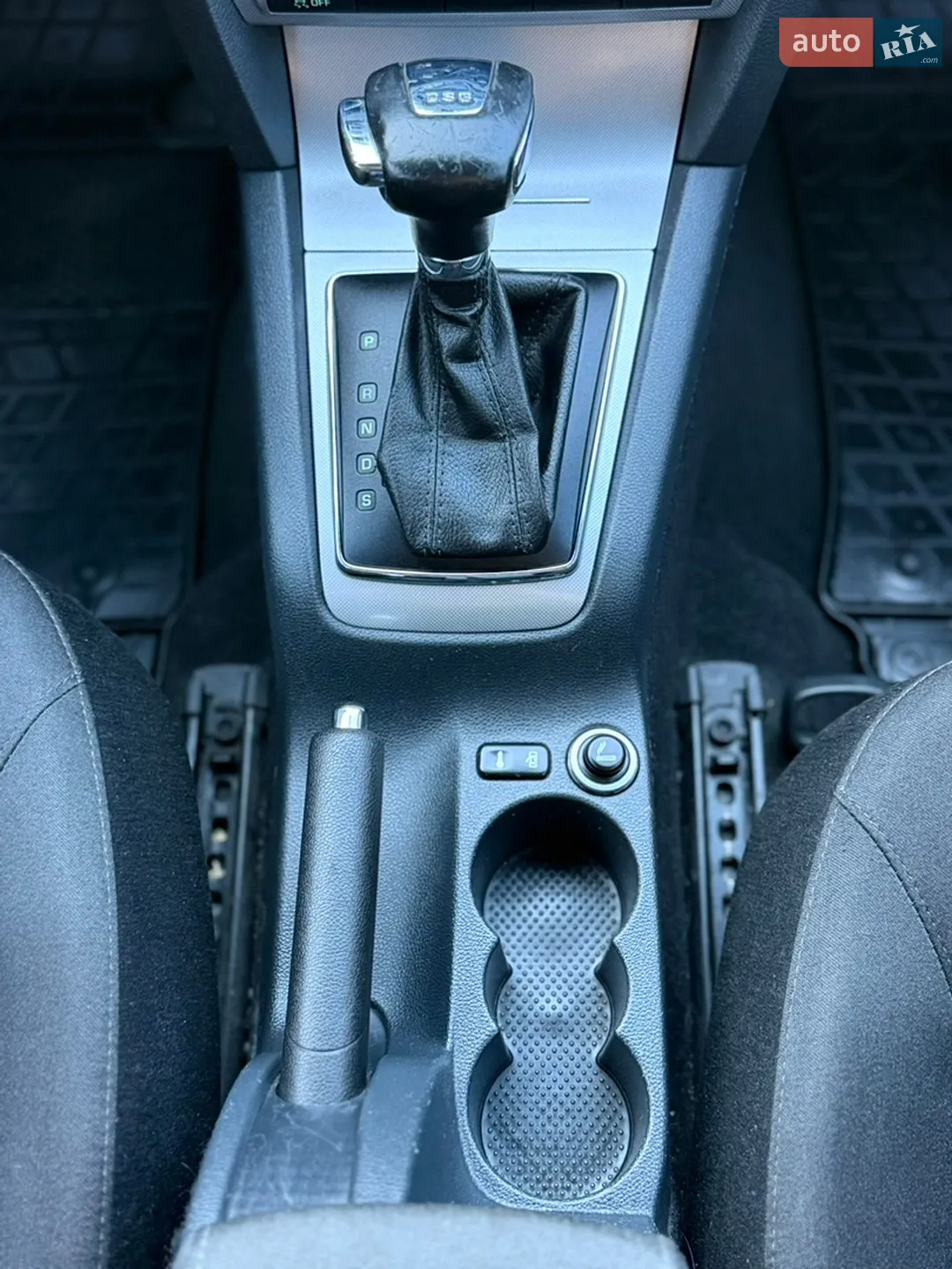 2011 Skoda Octavia - мініатюра 96