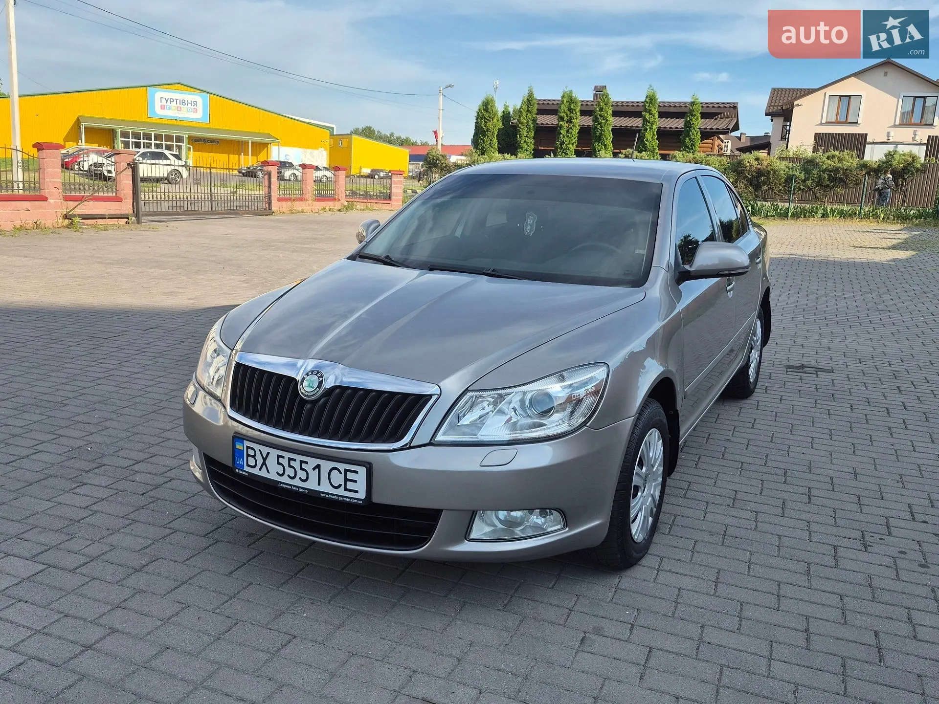2010 Skoda Octavia - мініатюра 13