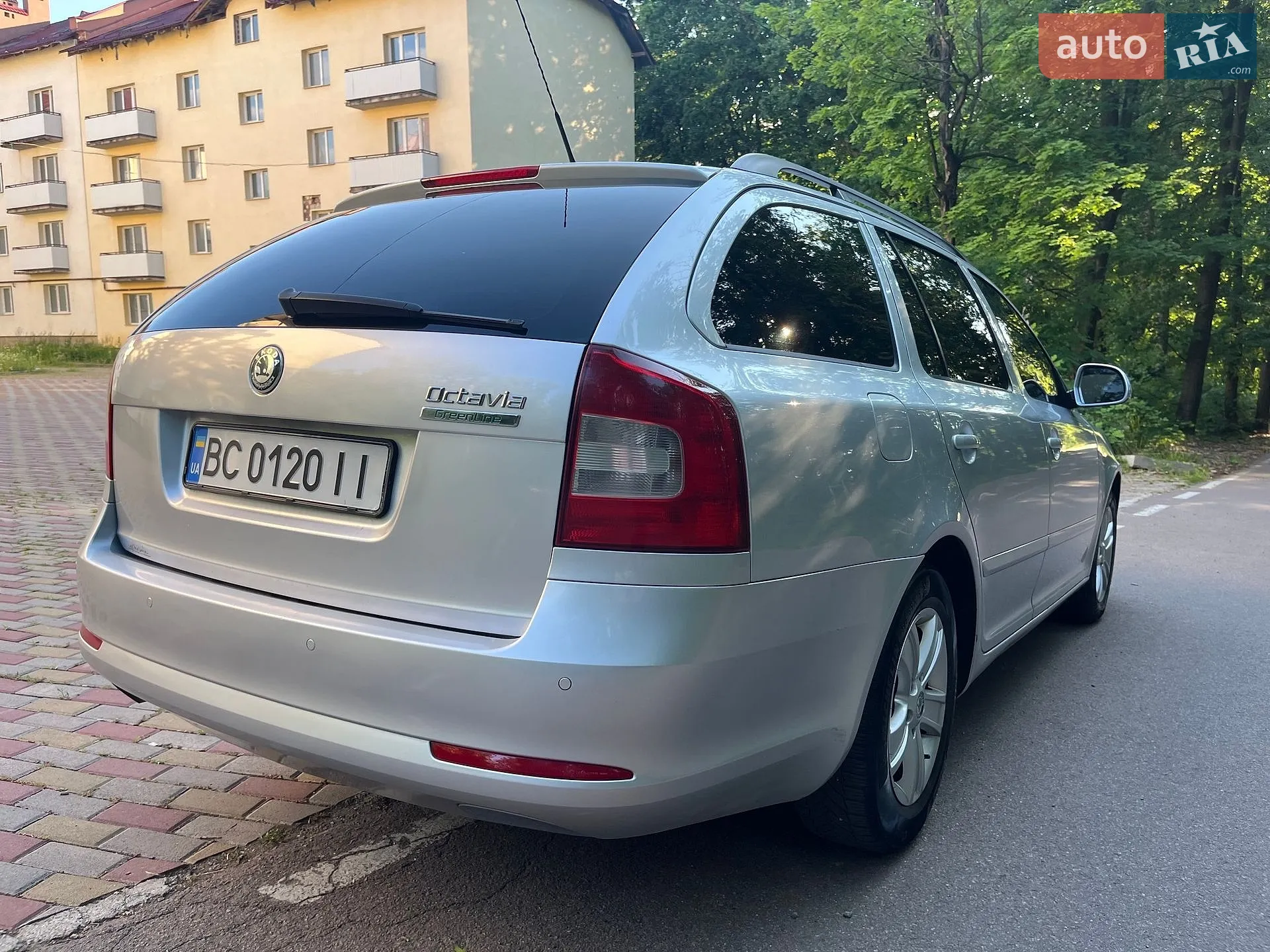 2010 Skoda Octavia - мініатюра 5