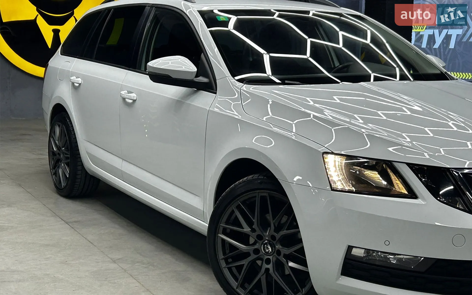 2017 Skoda Octavia - мініатюра 2