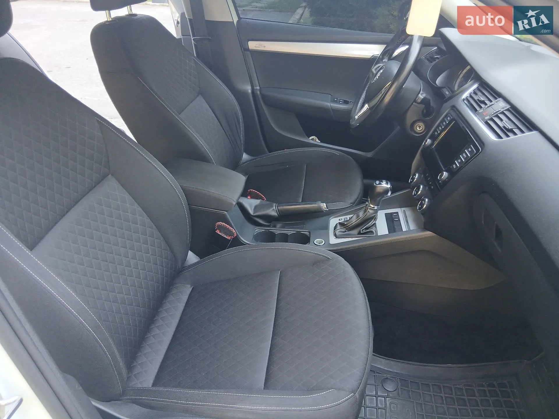 2015 Skoda Octavia - мініатюра 26