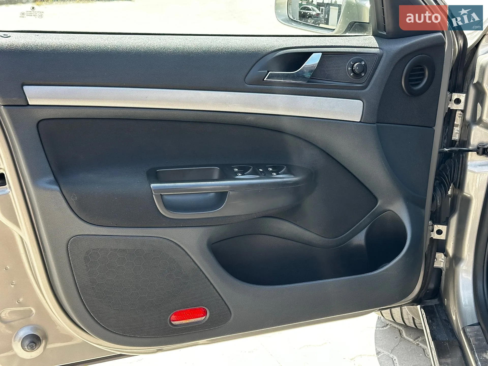 2011 Skoda Octavia - мініатюра 19