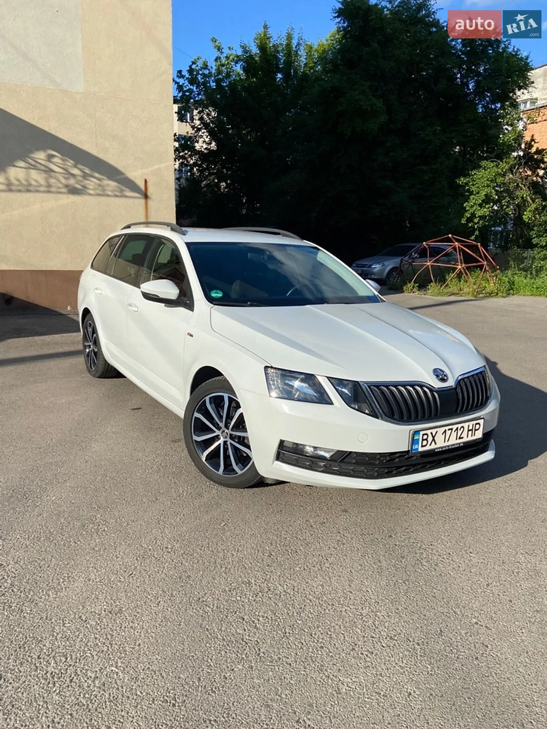 2019 Skoda Octavia - фото 1