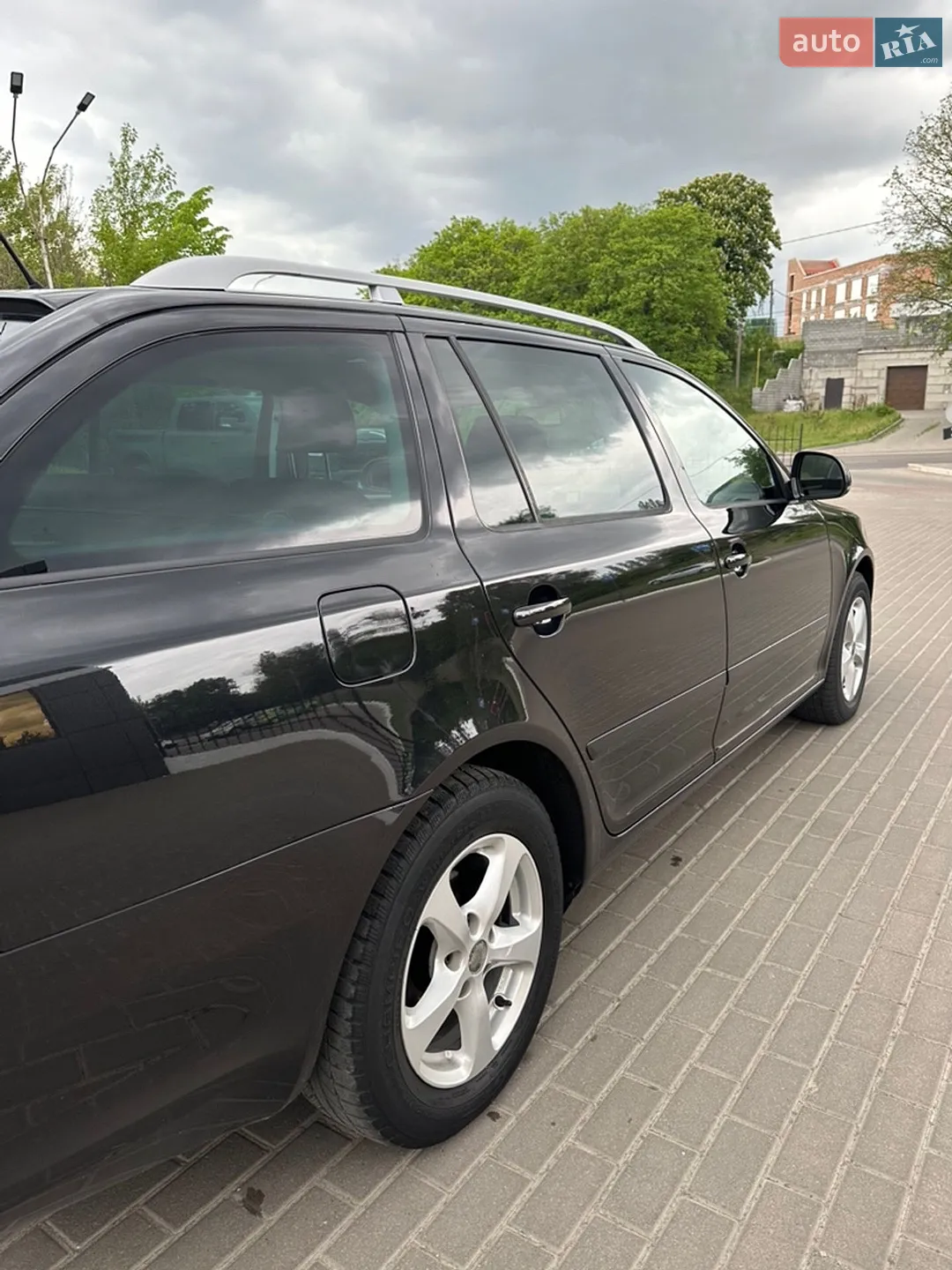 2010 Skoda Octavia - мініатюра 8