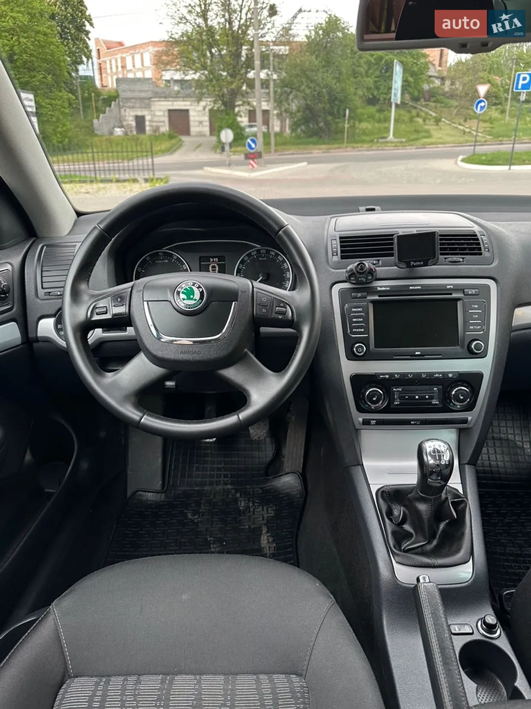2010 Skoda Octavia - мініатюра 22