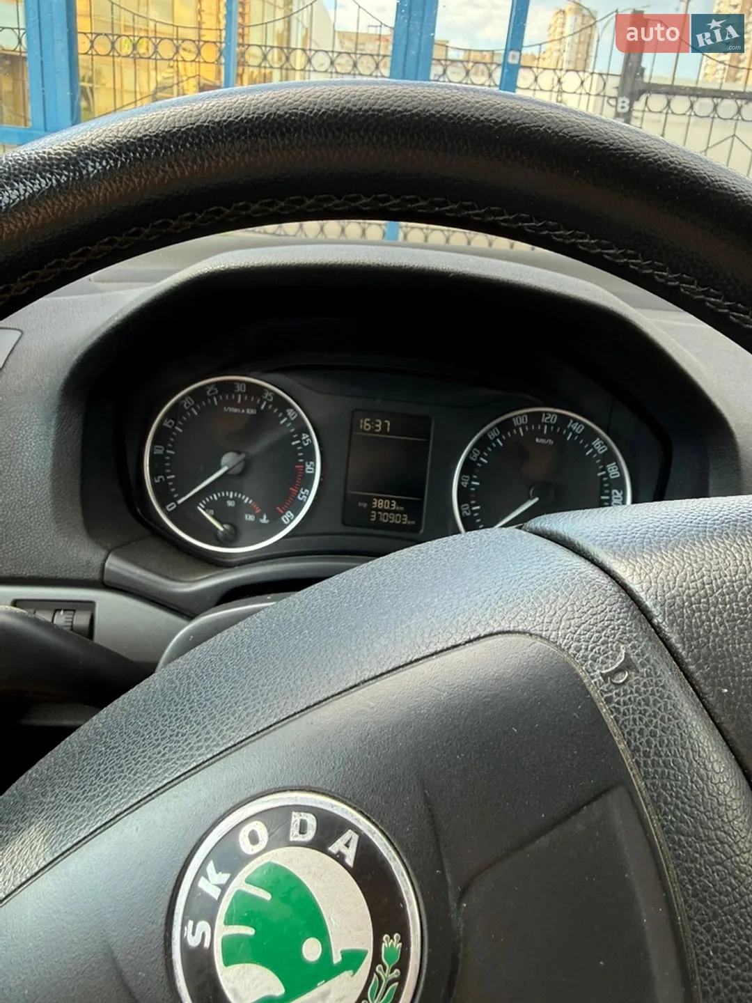 2012 Skoda Octavia - мініатюра 13