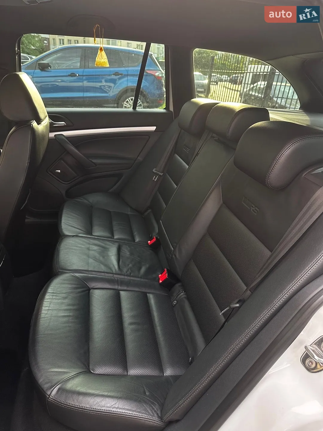 2010 Skoda Octavia - мініатюра 19