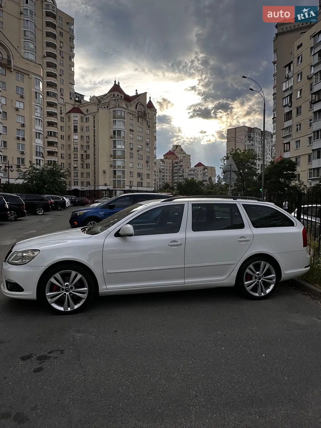 2010 Skoda Octavia - мініатюра 28