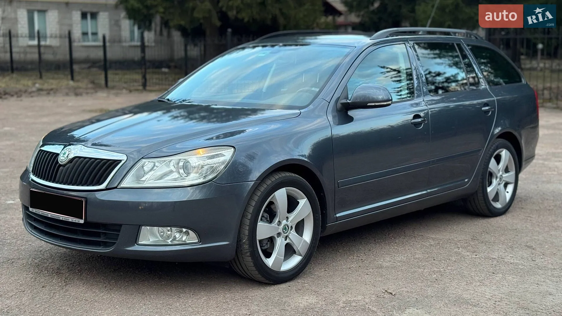 2011 Skoda Octavia - мініатюра 2