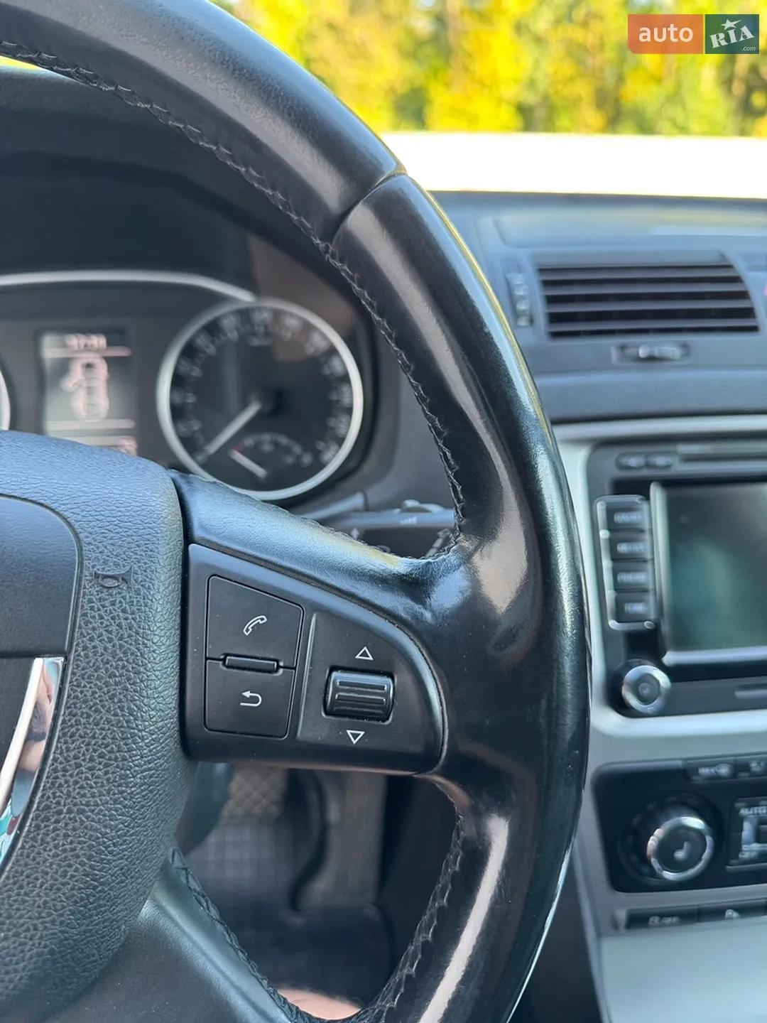 2011 Skoda Octavia - мініатюра 17