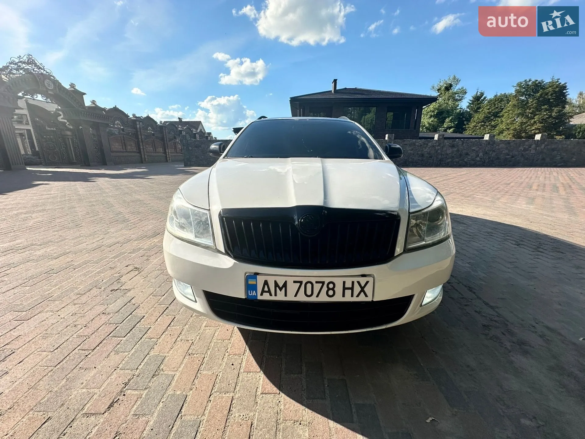 2010 Skoda Octavia - мініатюра 5
