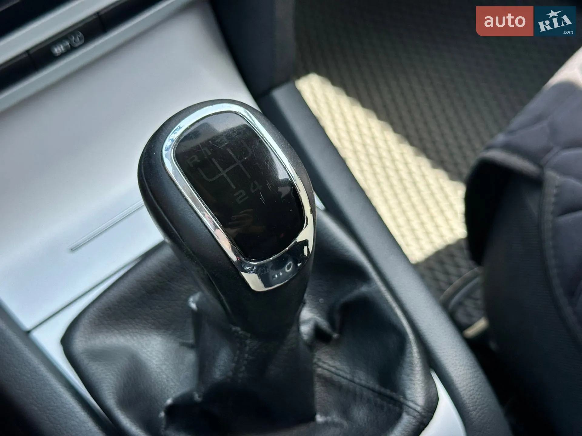 2011 Skoda Octavia - мініатюра 44