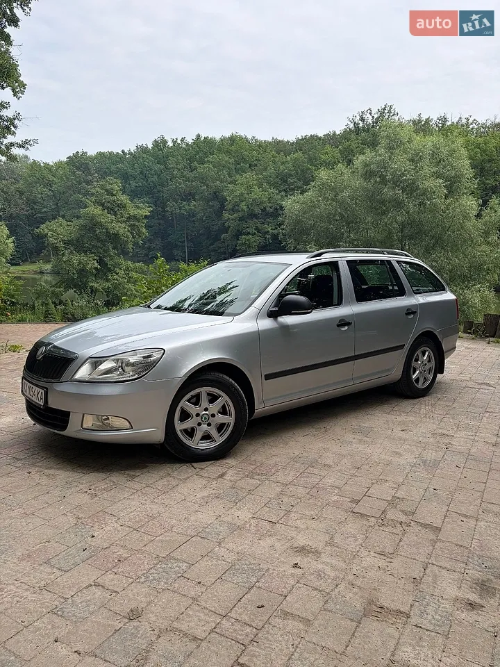 2010 Skoda Octavia - мініатюра 33