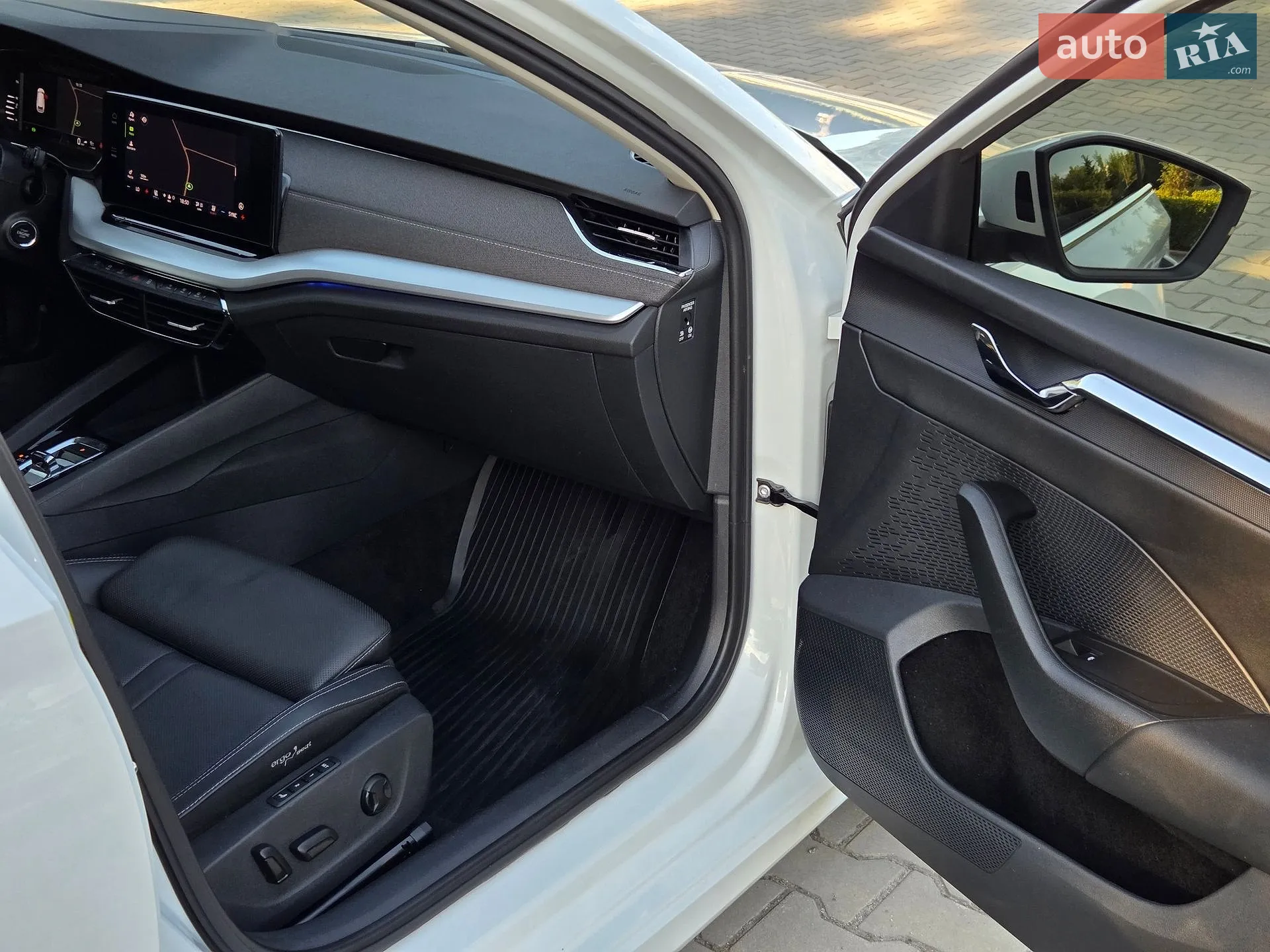 2022 Skoda Octavia - мініатюра 75