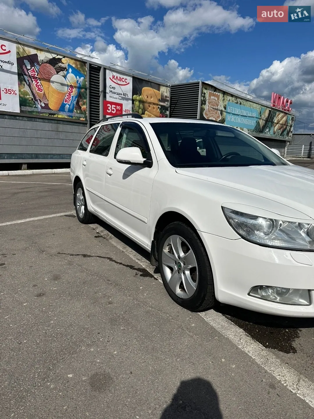 2010 Skoda Octavia - мініатюра 10