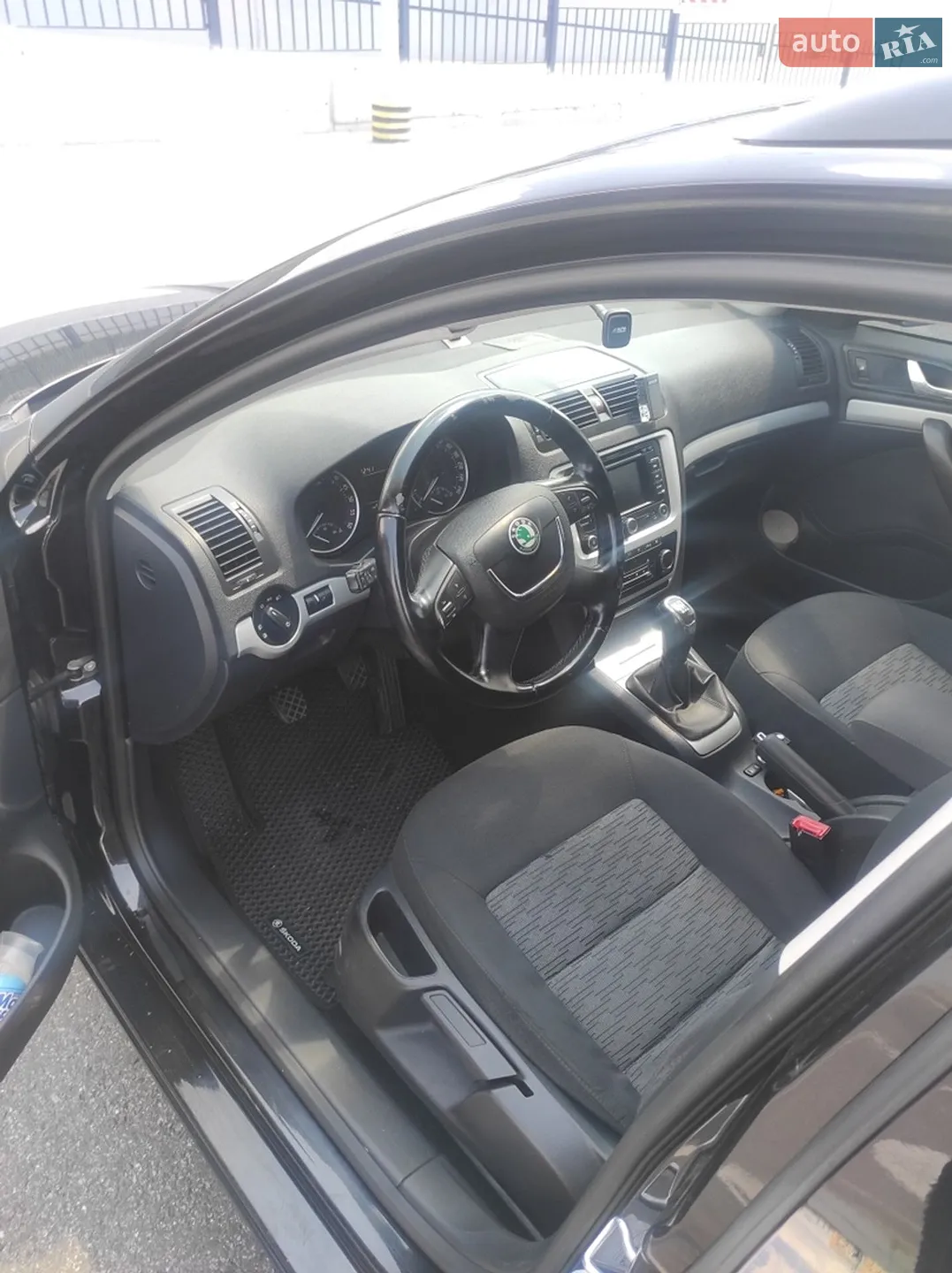 Skoda Octavia 2012 VIN TMBHE61Z5C2144088 фото оголошення 10 з 16