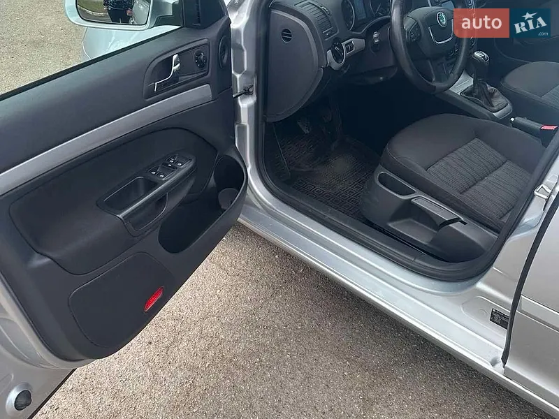 Skoda Octavia 2012 VIN TMBBE61ZXD2024892 фото оголошення 4 з 58