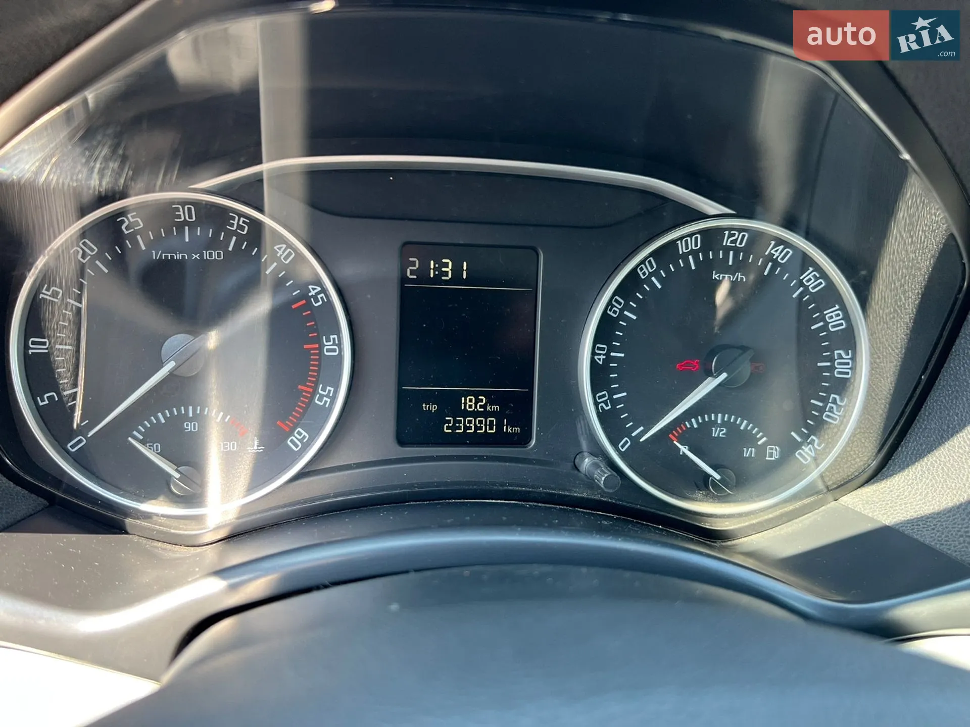 2010 Skoda Octavia - мініатюра 9