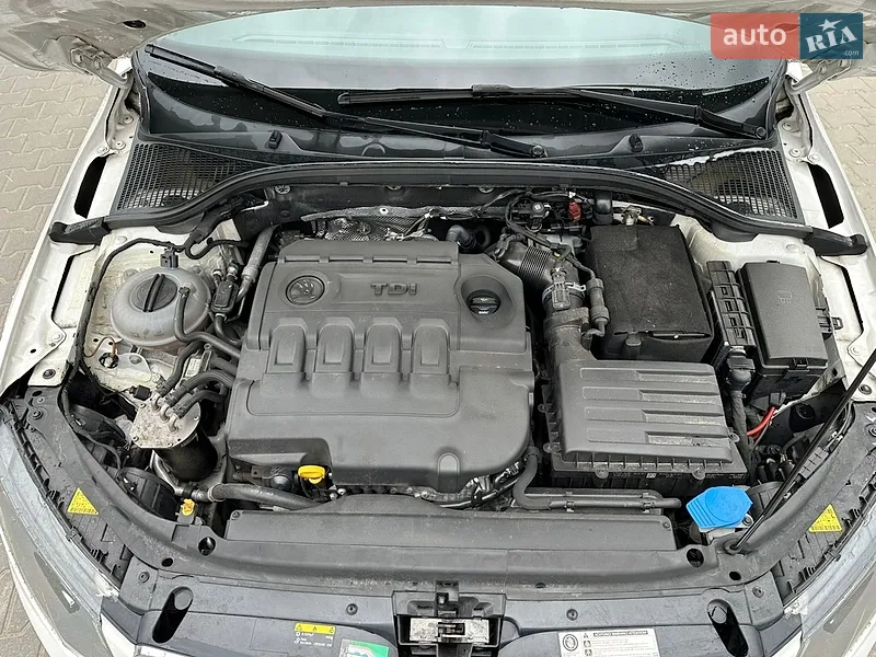 Skoda Octavia 2016 VIN TMBJG7NEXH0141926 фото оголошення 5 з 37