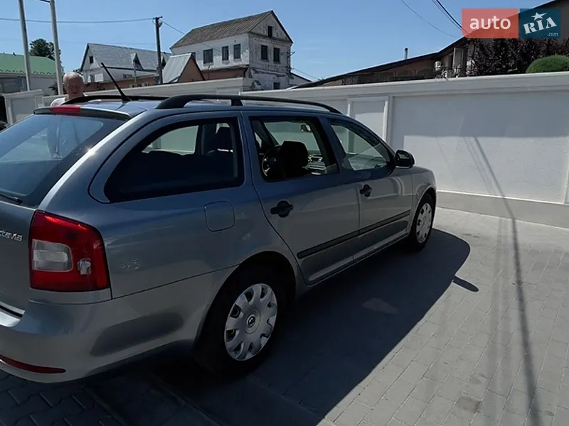 Skoda Octavia 2012 VIN TMBJM61Z1D2049047 фото оголошення 4 з 43