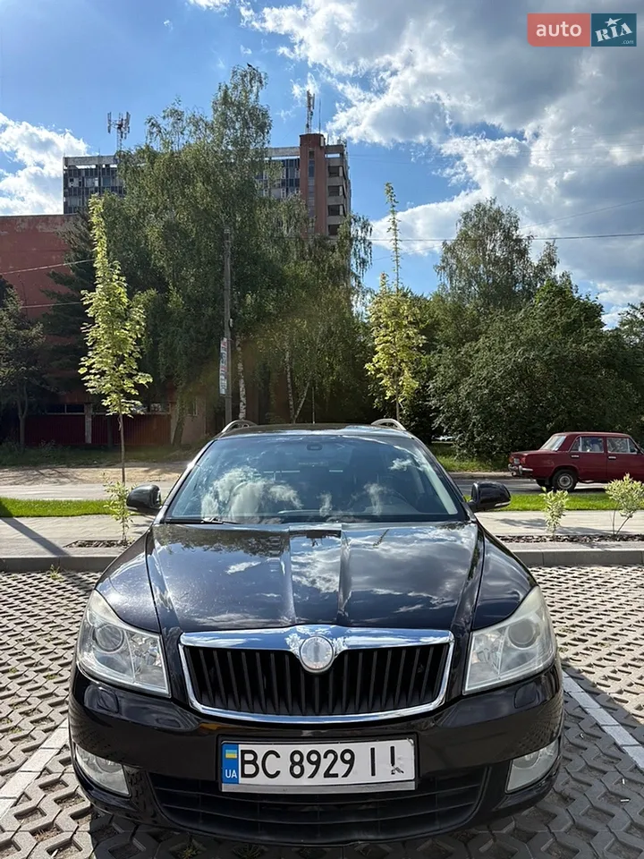 2010 Skoda Octavia - мініатюра 15