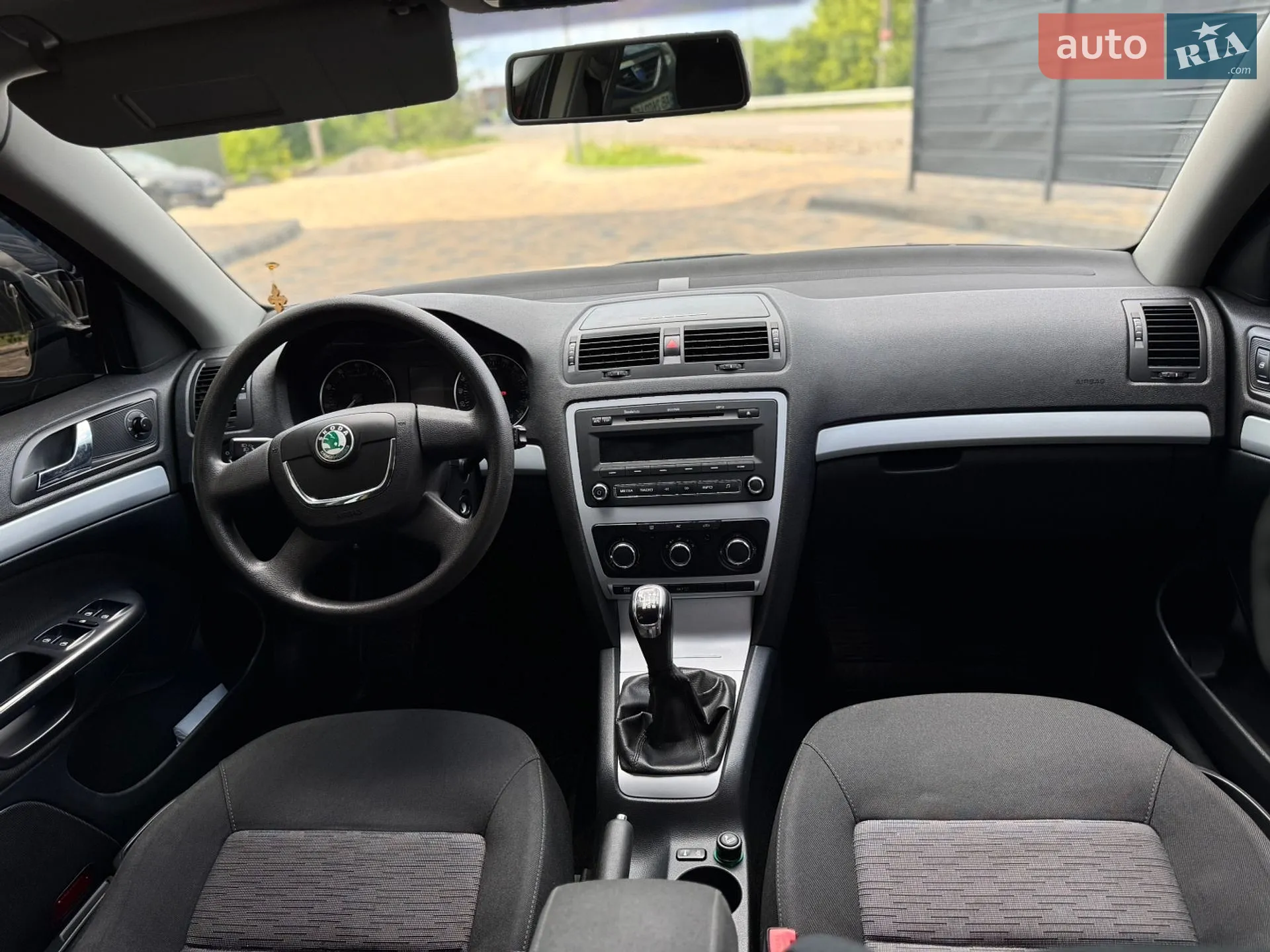 2011 Skoda Octavia - мініатюра 39
