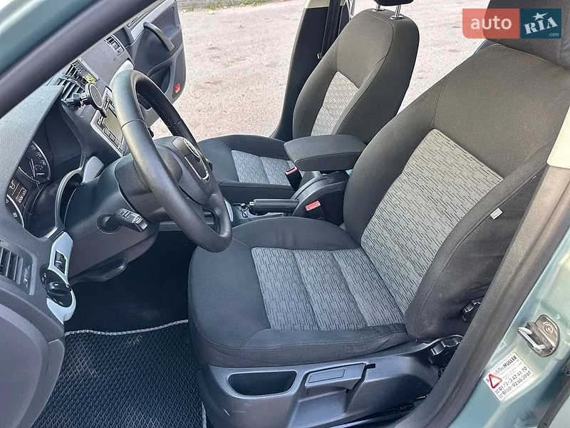 Skoda Octavia 2009 VIN TMBHJ61Z1A8020907 фото оголошення 5 з 51