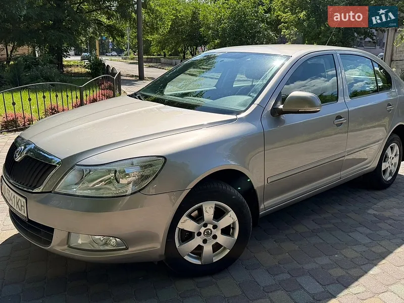 Skoda Octavia 2010 VIN TMBBA41ZXBB151364 фото оголошення 8 з 44