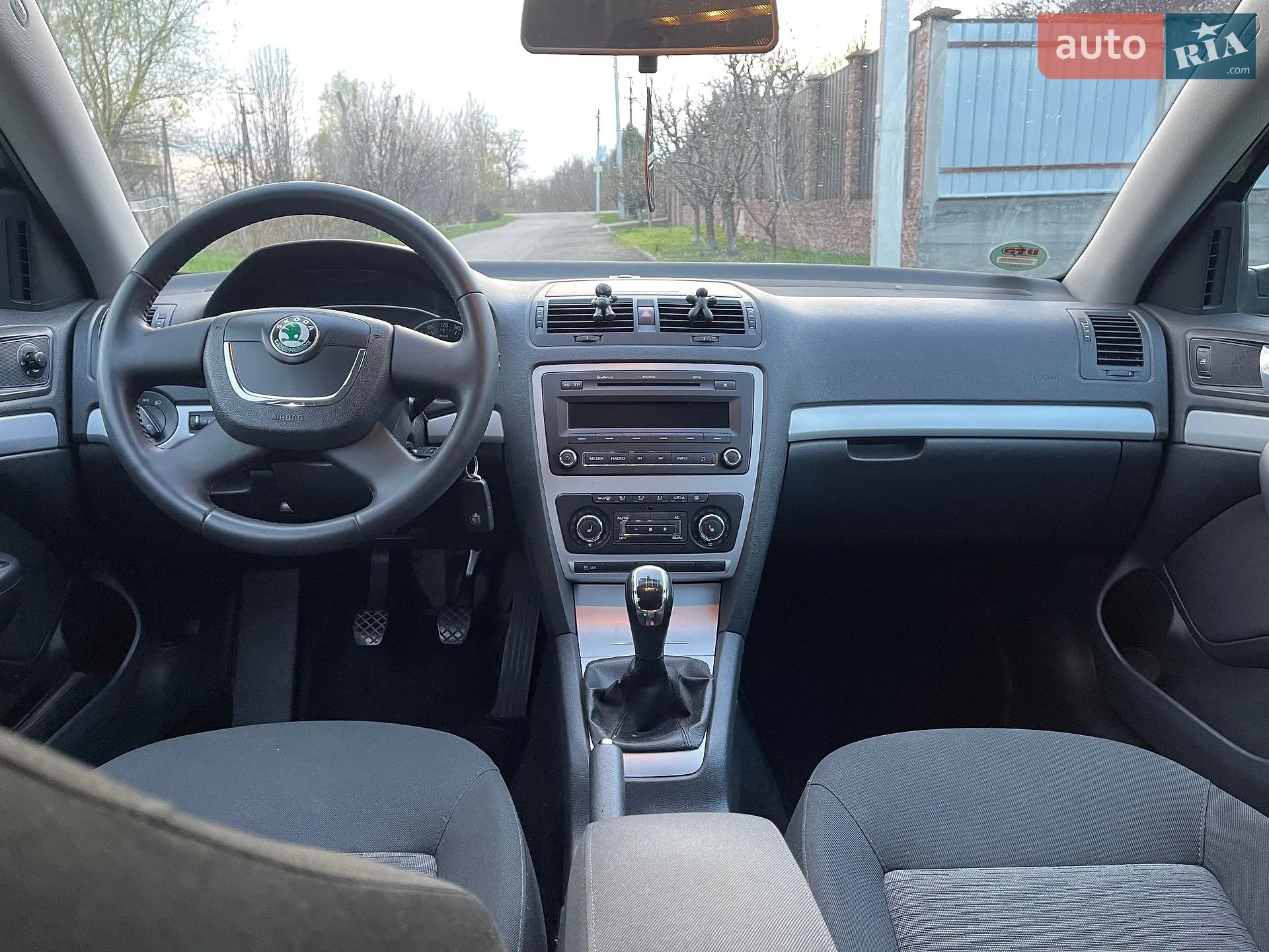 2011 Skoda Octavia - мініатюра 12